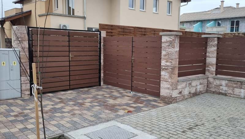 Könnyen kezelhető kapura van szüksége? Válassza az úszókapukat!
